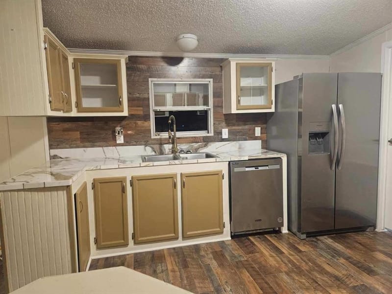 3815 Oak Meadow Street, Granbury TX 76048 - Photo 2