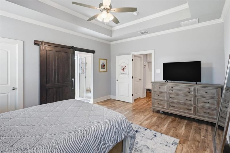 4004 Gallivant Drive, Granbury TX 76049 - Photo 15