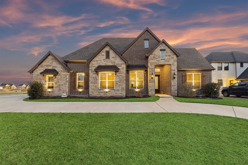 5925 Thurmond Sail Court, Fort Worth TX 76179 - Photo 4