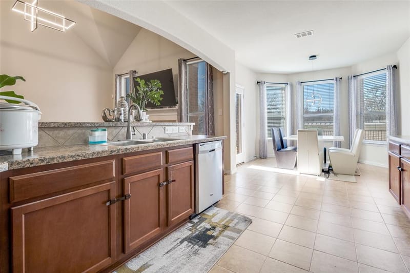 3025 Glenbrook Drive, Midlothian TX 76065 - Photo 3