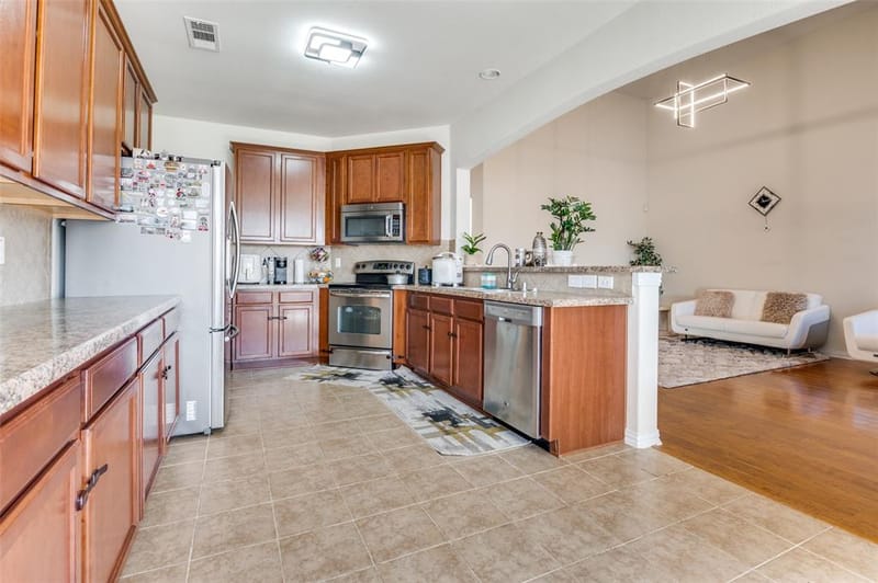 3025 Glenbrook Drive, Midlothian TX 76065 - Photo 10