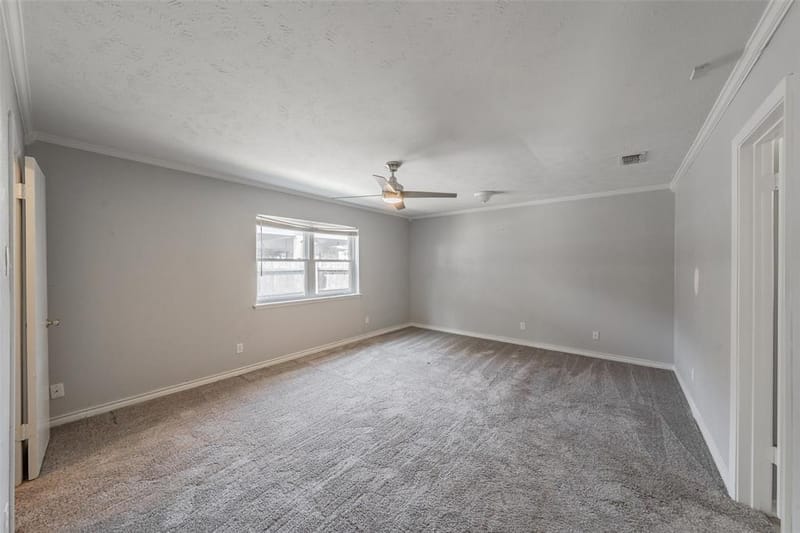 714 Woodlawn Lane, Grand Prairie TX 75052 - Photo 17