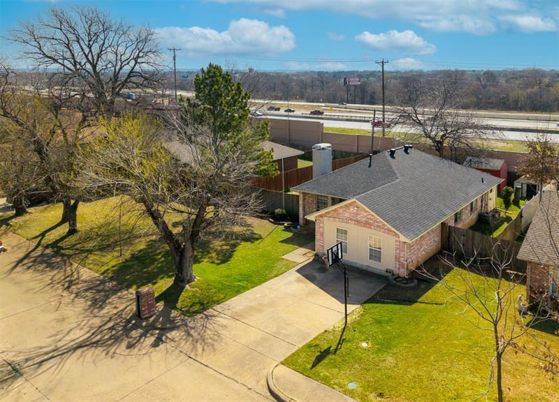 709 Raywood Drive, Grand Prairie TX 75052 - Photo 24
