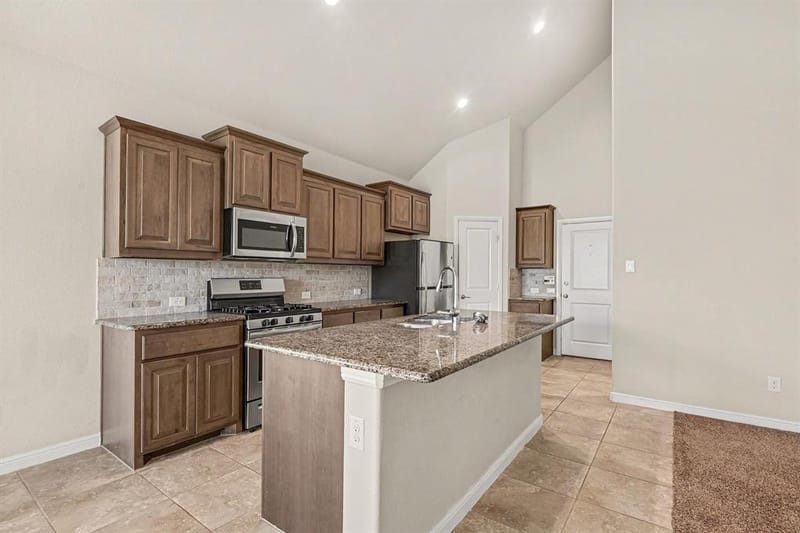 905 Falcon Road, Argyle TX 76226 - Photo 9