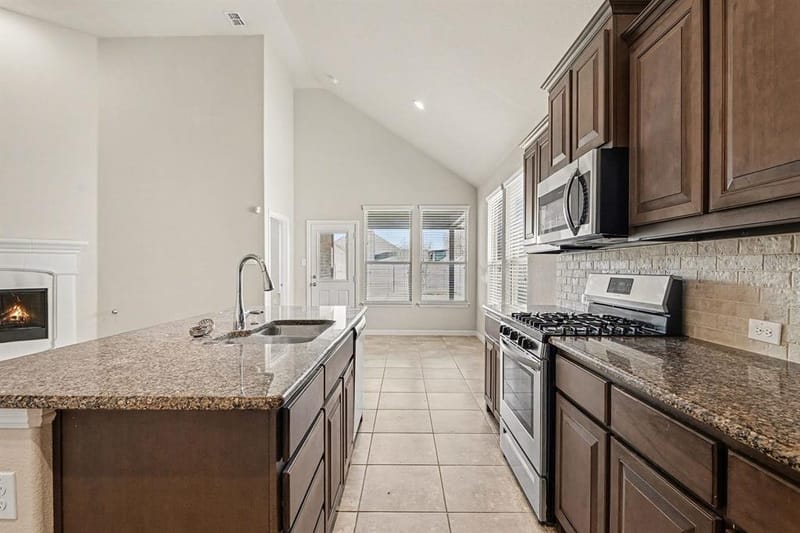905 Falcon Road, Argyle TX 76226 - Photo 11