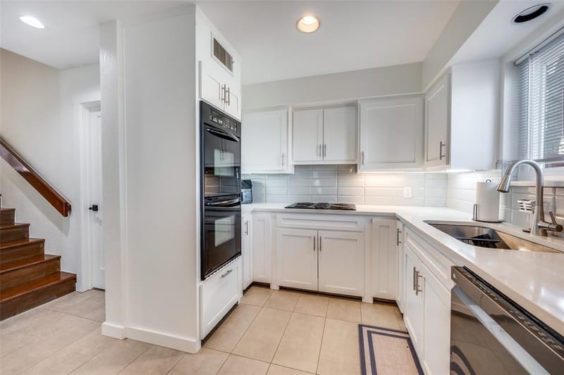 1816 Southpark Drive, Arlington TX 76013 - Photo 8