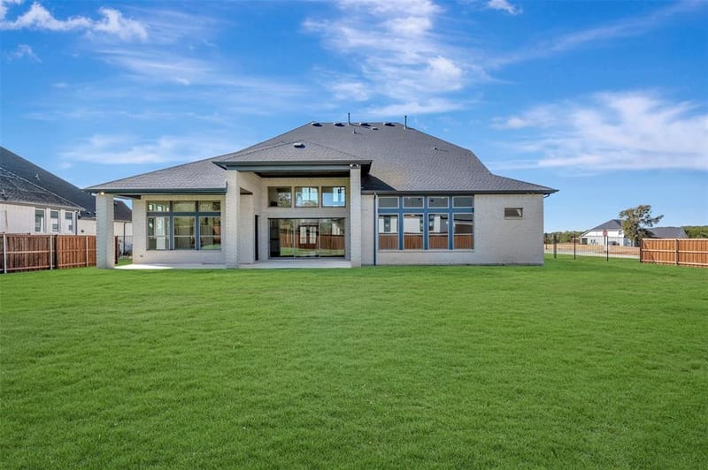 2021 Clearwater Drive, Lakewood Village TX 75068 - Photo 2