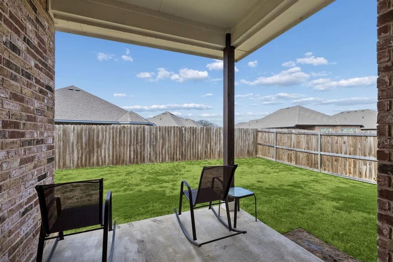388 N Montague Street, Pilot Point TX 76258 - Photo 24