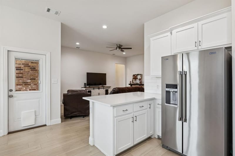388 N Montague Street, Pilot Point TX 76258 - Photo 11