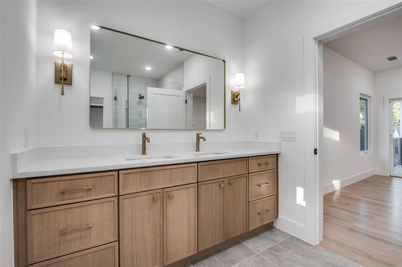 514 S Glasgow Drive, Dallas TX 75223 - Photo 17