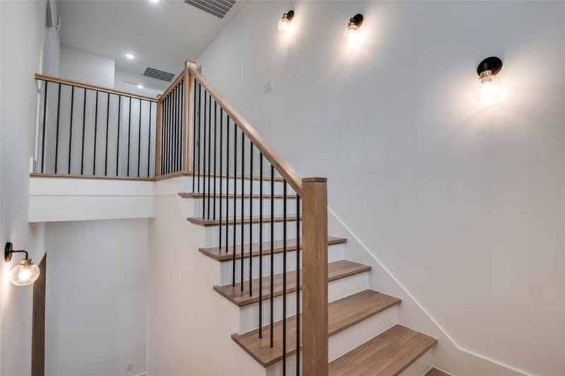 514 S Glasgow Drive, Dallas TX 75223 - Photo 12