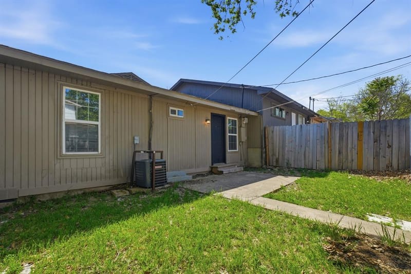 233 Creek Cove Drive, Dallas TX 75217 - Photo 32