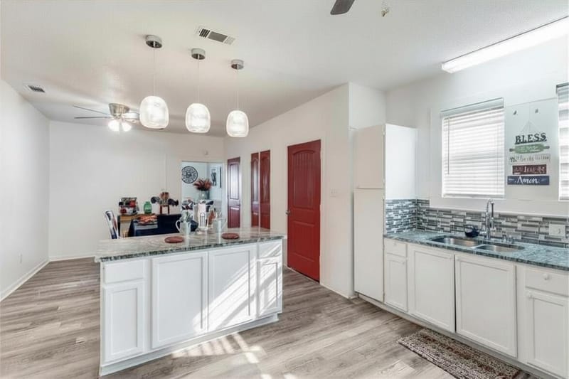 2317 Anderson Street, Dallas TX 75215 - Photo 6