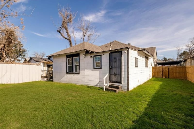 2317 Anderson Street, Dallas TX 75215 - Photo 13