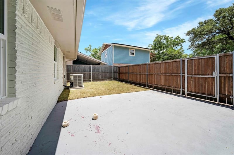 10416 Church Road, Dallas TX 75238 - Photo 31