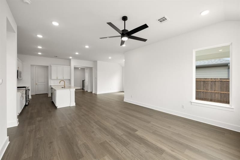 1725 Nesting Robin Lane, Denton TX 76249 - Photo 9