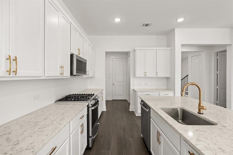 1725 Nesting Robin Lane, Denton TX 76249 - Photo 8