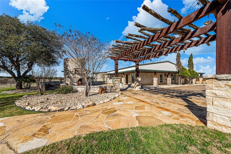 2820 Talbert Ranch Road, China Spring TX 76633 - Photo 5