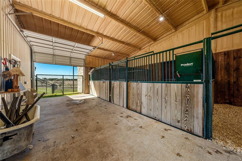 2820 Talbert Ranch Road, China Spring TX 76633 - Photo 21