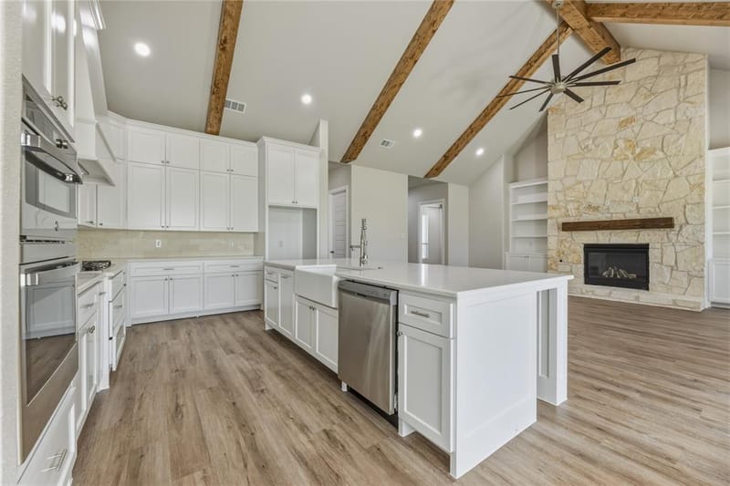 8400 Stallion Drive, Godley TX 76044 - Photo 15