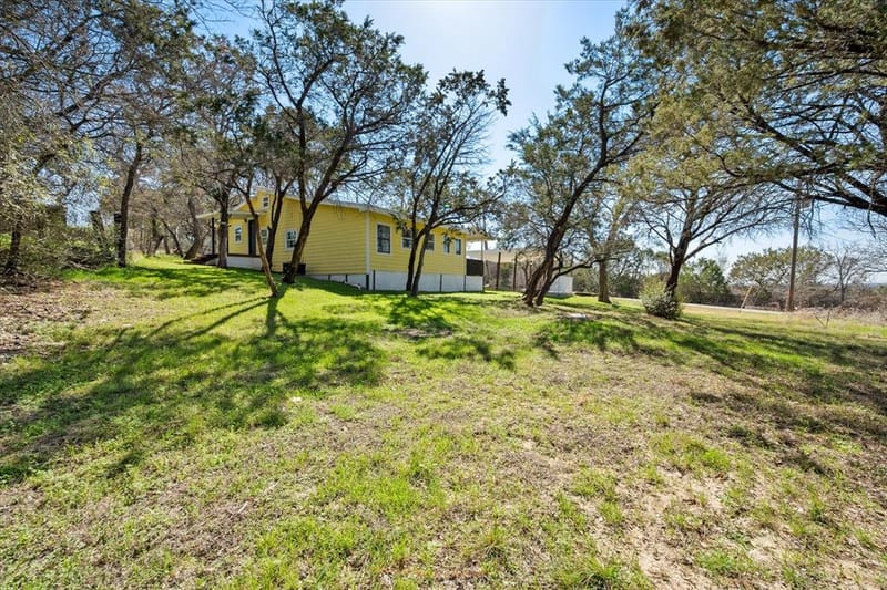 508 Lois Circle, Granbury TX 76049 - Photo 34