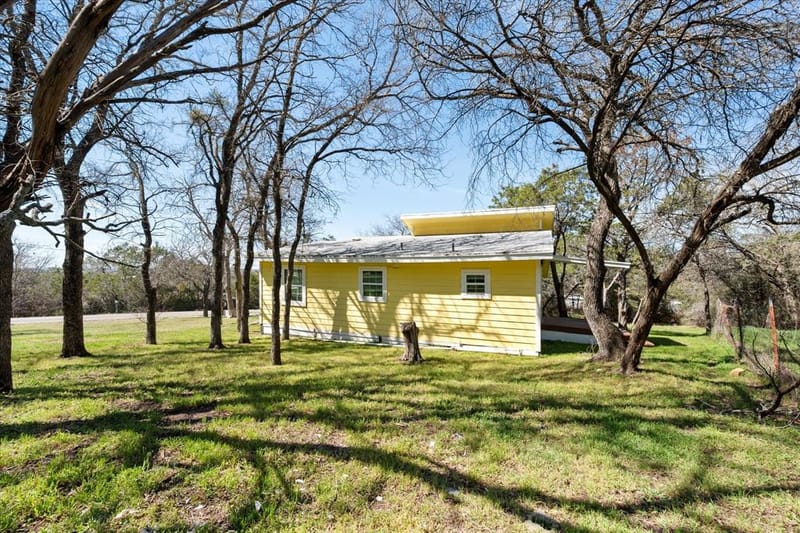 508 Lois Circle, Granbury TX 76049 - Photo 35