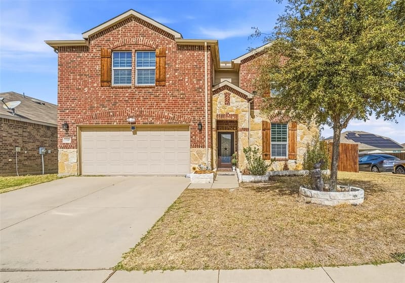2337 Buelingo Lane, Fort Worth TX 76131