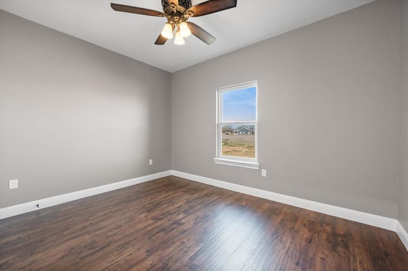 4609 County Road 206, Grandview TX 76050 - Photo 29
