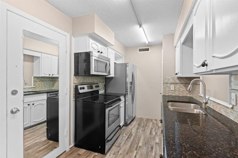 7812 Royal Lane # 109, Dallas TX 75230 - Photo 15