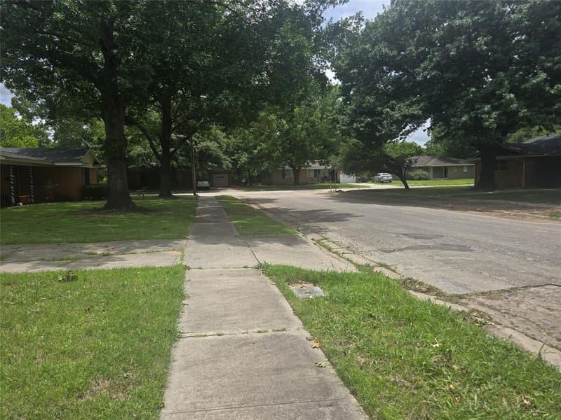 506 Meadow Drive, Gainesville TX 76240 - Photo 17