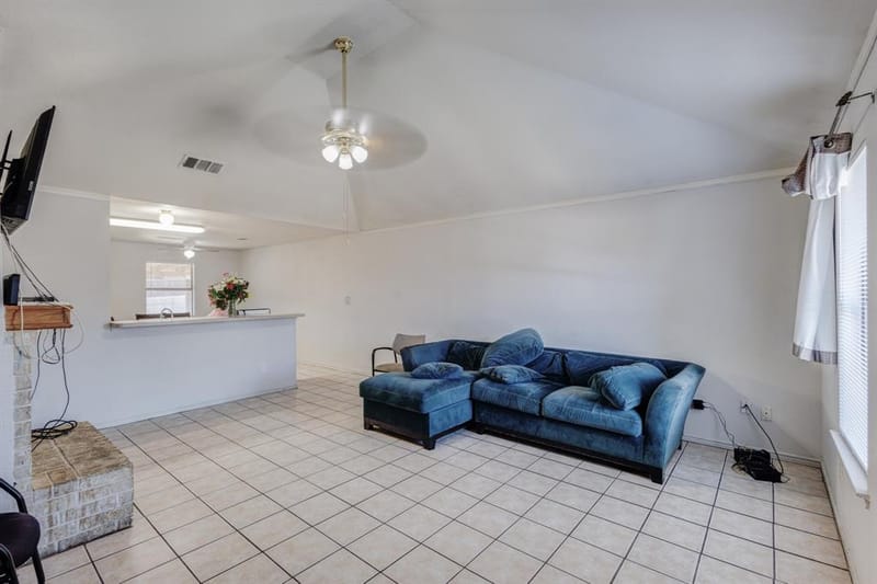 5118 Wesley Chapel Lane, Dallas TX 75236 - Photo 7
