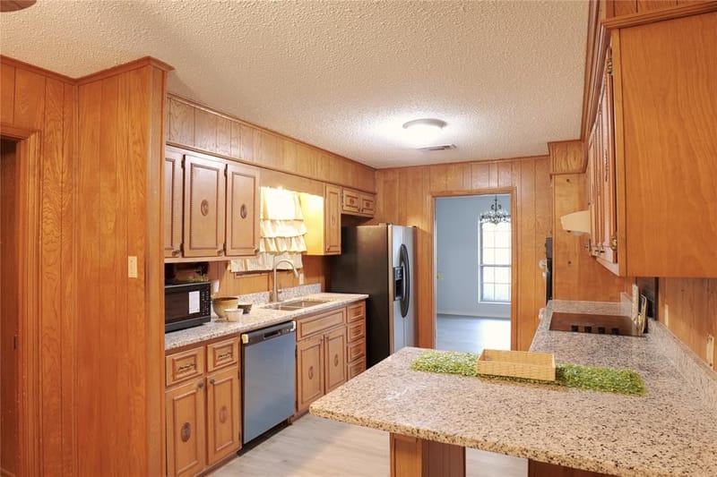 501 Como Street S, Sulphur Springs TX 75482 - Photo 9