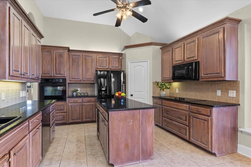 9608 Ironwood Drive, Frisco TX 75033 - Photo 17