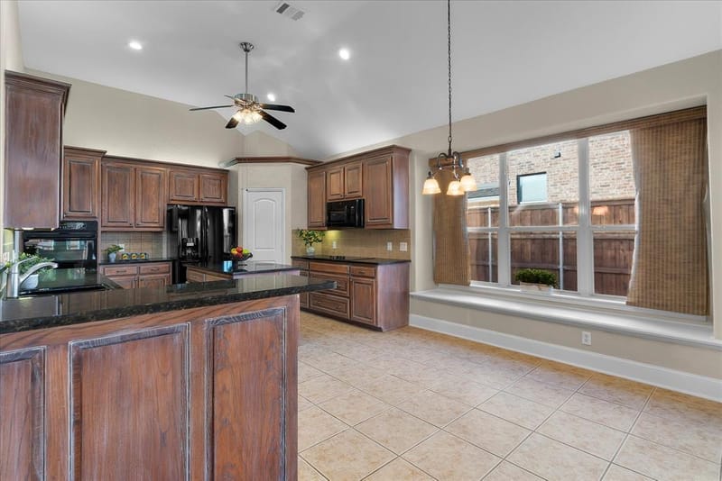 9608 Ironwood Drive, Frisco TX 75033 - Photo 14