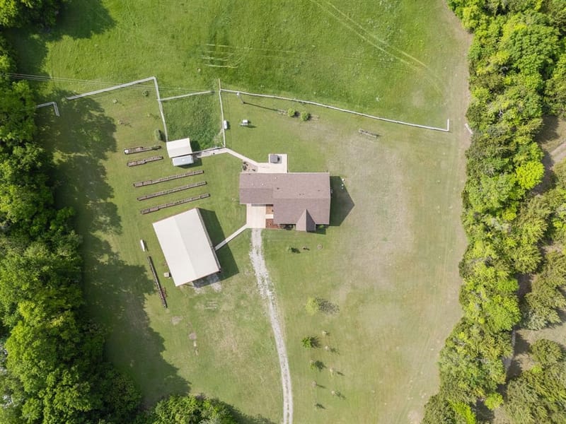 254 Jackson Road, Whitewright TX 75491 - Photo 9