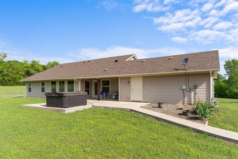 254 Jackson Road, Whitewright TX 75491 - Photo 14