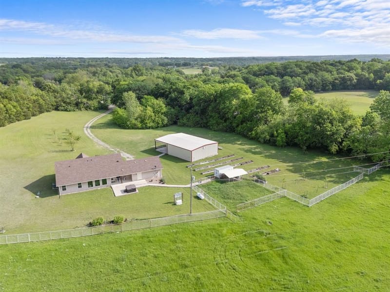 254 Jackson Road, Whitewright TX 75491 - Photo 8