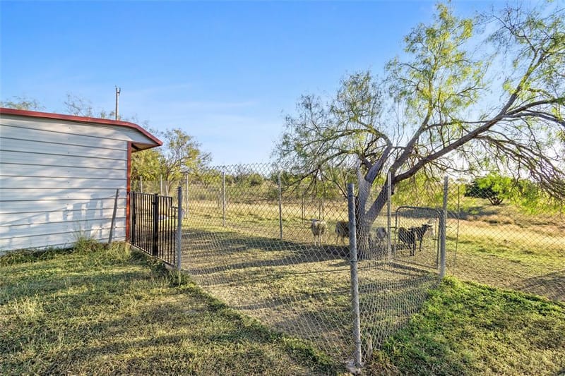 260 Fm 3118, Clifton TX 76634 - Photo 13