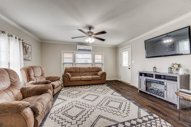 308 N Bois D Arc Street, Savoy TX 75479 - Photo 3