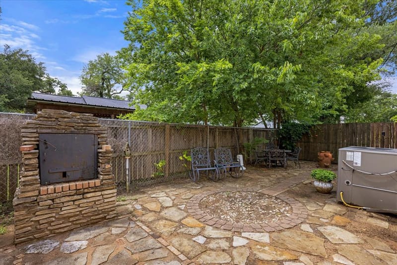 330 E Mcneill Street, Stephenville TX 76401 - Photo 23