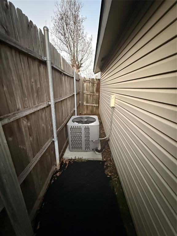 401 San Maria Drive, Garland TX 75043 - Photo 8