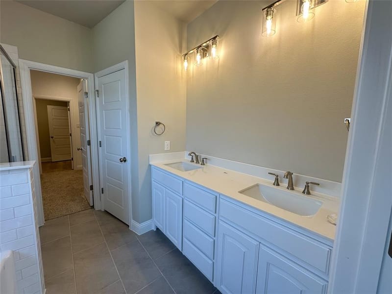 2005 Belle Lagos Lane, Cleburne TX 76033 - Photo 17