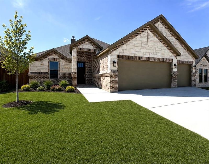 2005 Belle Lagos Lane, Cleburne TX 76033