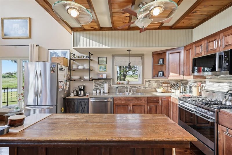 8617 Farm to Market 175, Jacksboro TX 76458 - Photo 7