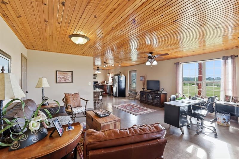 8617 Farm to Market 175, Jacksboro TX 76458 - Photo 20