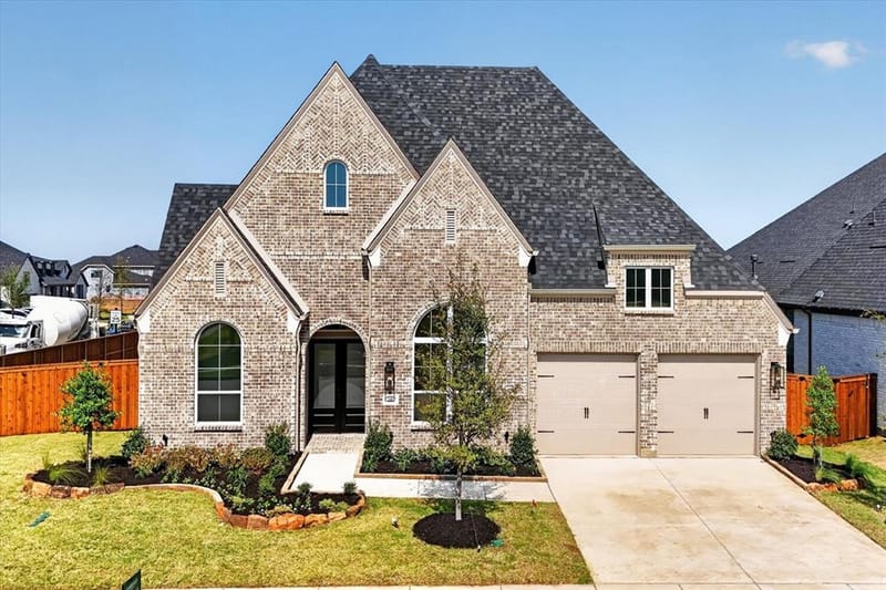 1401 Buttercup Avenue, Aubrey TX 76227