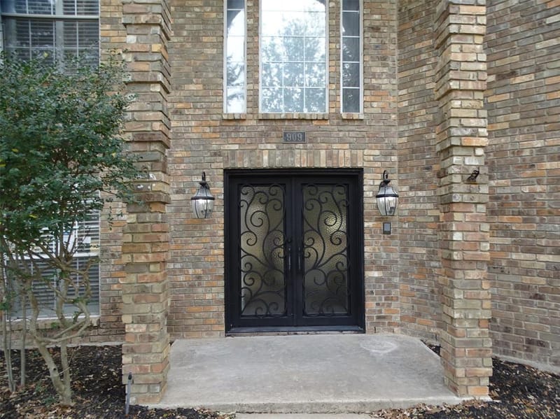 909 Hickory Knob Circle, Cedar Hill TX 75104 - Photo 4