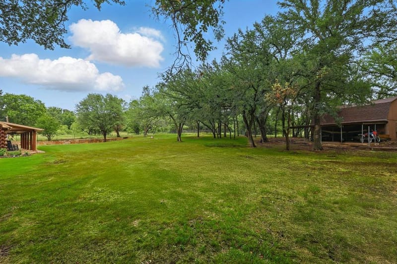 127 Pleasant Valley Lane, Weatherford TX 76087 - Photo 35