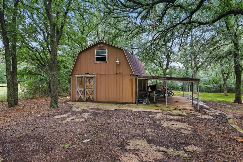 127 Pleasant Valley Lane, Weatherford TX 76087 - Photo 31