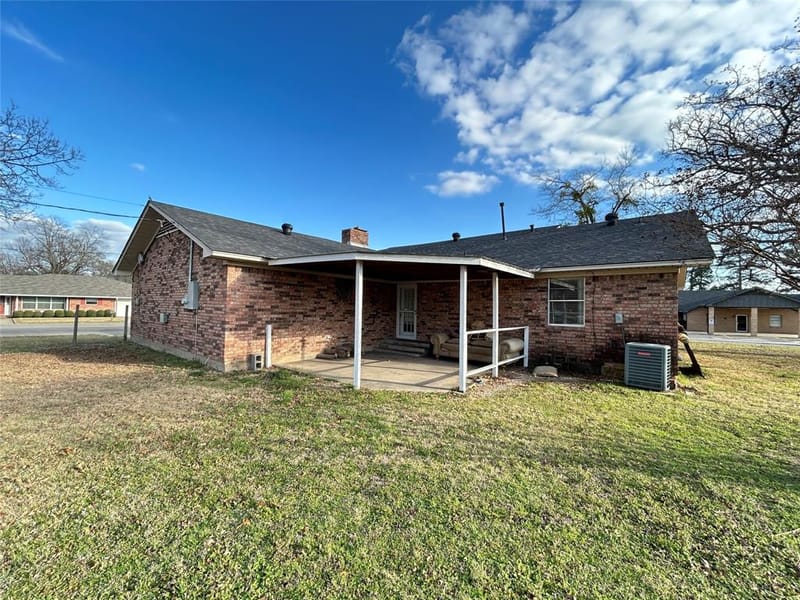801 Pampa Street, Sulphur Springs TX 75482 - Photo 21